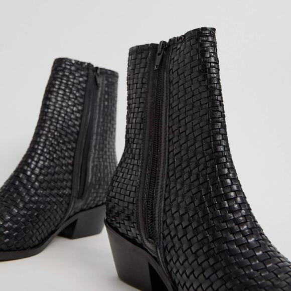 ASOS 'Austin' Women's UK 7/ US 9 Basketweave Ankle Boot Black Leather - Picture 3 of 10
